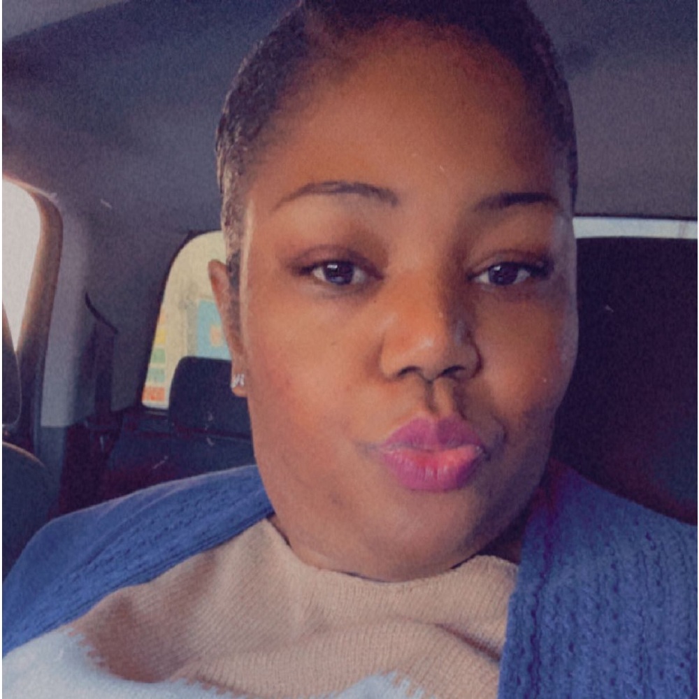 Meet your Posher, Tonya